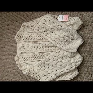 Off white cropped knitted sweater